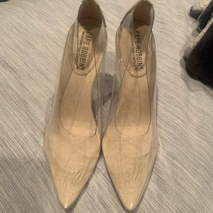 Brand new cape ribbon glass doll heel